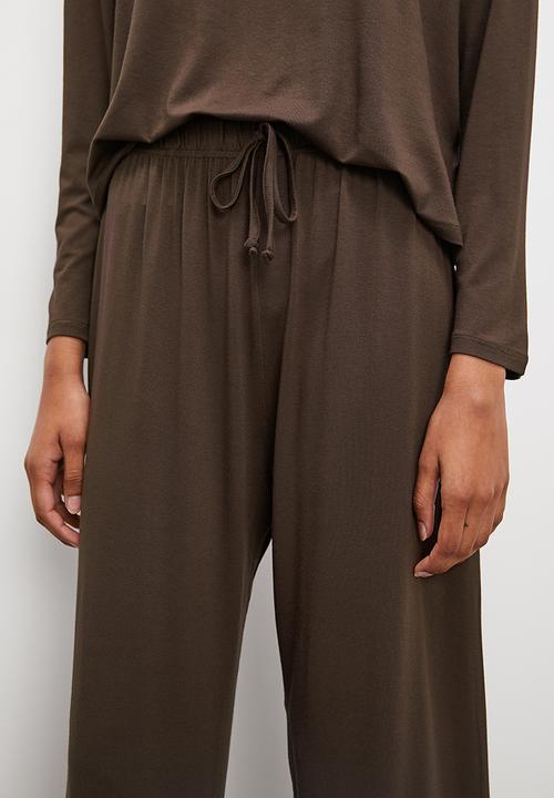Superbalist - Long sleeve knit top & pant set - choc