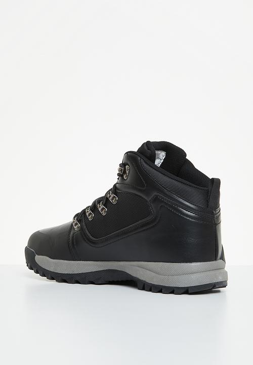 UrbanArt - Tatum 1 nubuck/leather boot - black