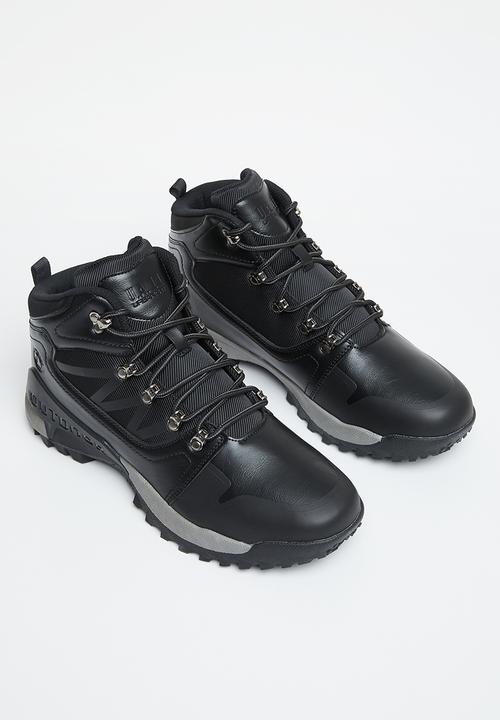 UrbanArt - Tatum 1 nubuck/leather boot - black