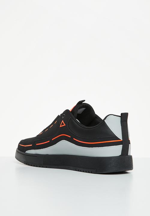 UrbanArt - Kel 1 wax slip-on - black