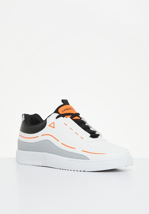 UrbanArt - Kel 1 wax slip-on - white