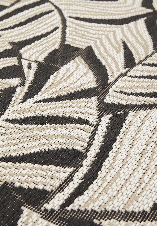 Hertex Haus - Blade outdoor rug - after dark
