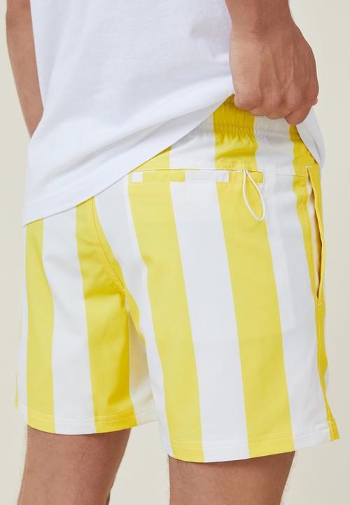 Cotton On - Stretch swim short - yellow resort stripe