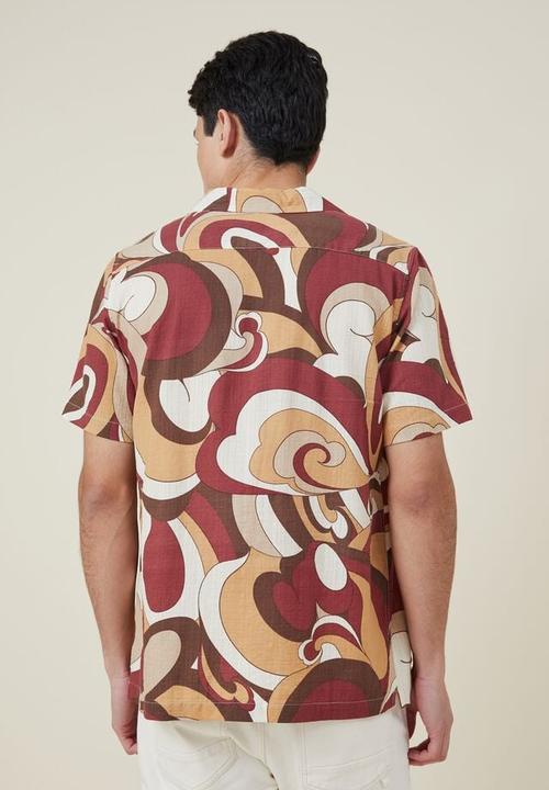 Cotton On - Riviera short sleeve shirt - red psychedelic