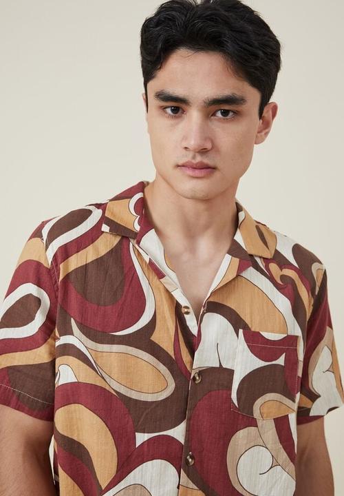 Cotton On - Riviera short sleeve shirt - red psychedelic