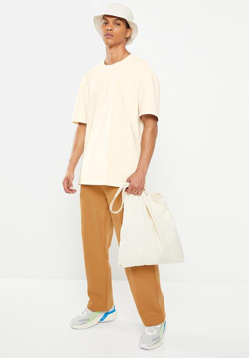 PUMA - Classics oversized tee - light peach