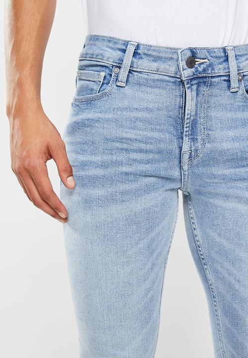 GUESS - An1finn super skinny - light wash