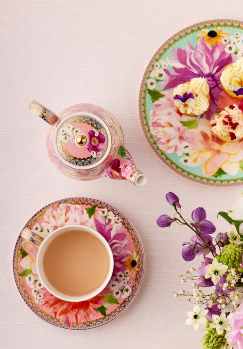 Maxwell & Williams - Dahlia daze - cup and saucer 240ml - pink