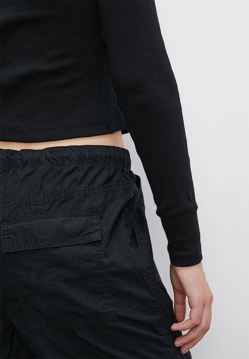 Blake - Ribbed scoop tee - black