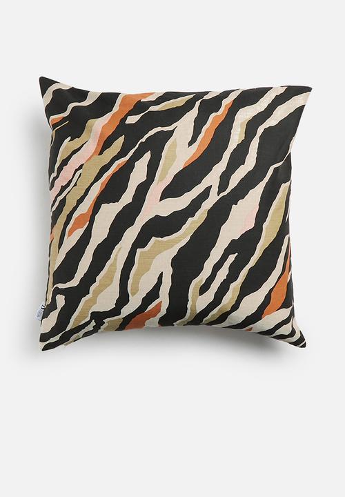 Sixth Floor - Lur cushion cover - multi