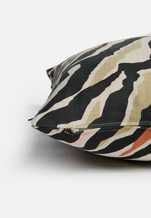 Sixth Floor - Lur cushion cover - multi