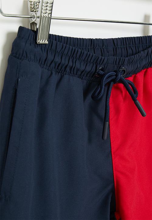FILA - Phoenix shorts - peacoat/chinese red