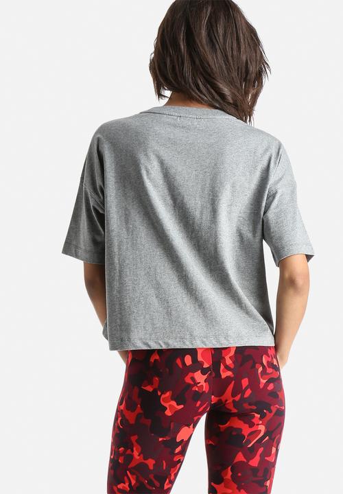 Nike - Nike Cropped Camo Tee
