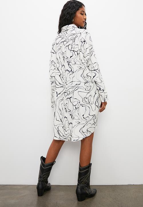 Superbalist - Printed midi shirt dress - neutral marble 