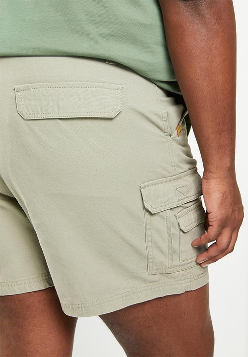 JEEP - Plus fixed waistband mountain man short - silvered green