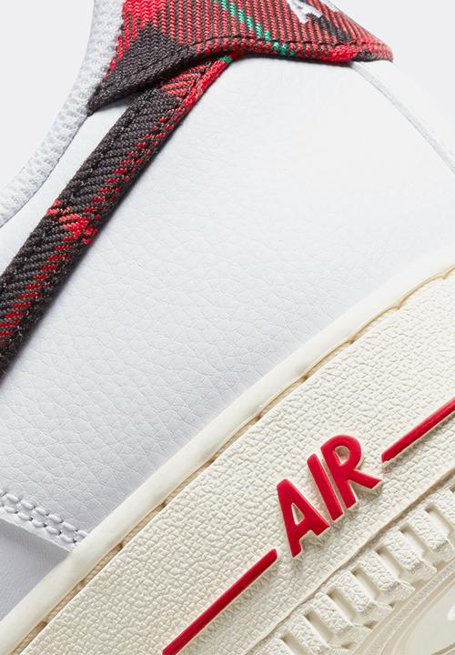 Nike - Air Force 1 '07 LV8