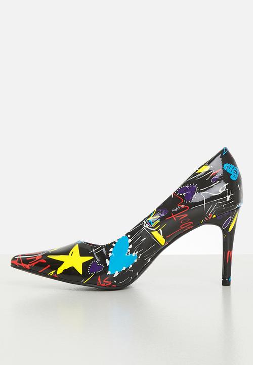 Superbalist - Cory print closed back court - black
