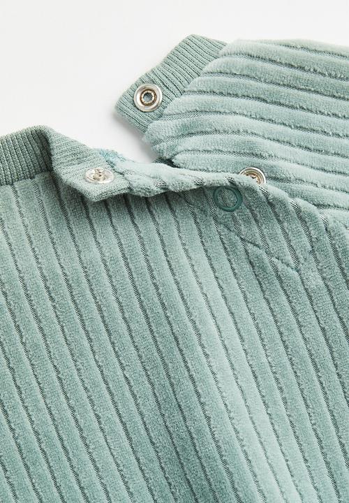 H&M - 2 Piece velour set - green