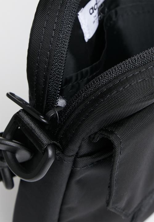 adidas Originals - Pe fest bag - black