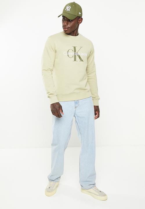 Calvin Klein - Seasonal monogram crew neck - wheat fields