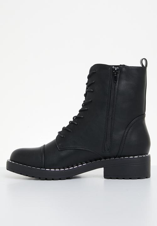 dailyfriday - Beth lace up boot - black