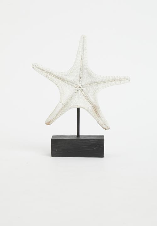 H&S - Starfish shell stand  - white