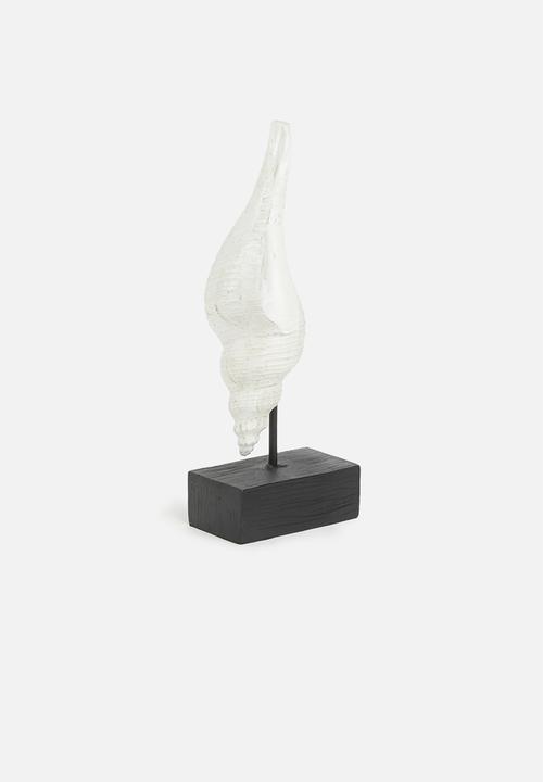 H&S - Conch shell stand  - white
