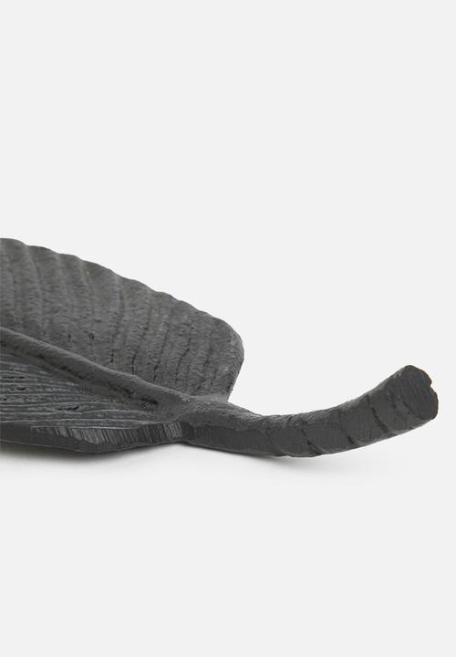 H&S - Banana leaf tray - black