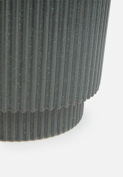 H&S - Flowerpot - charcoal