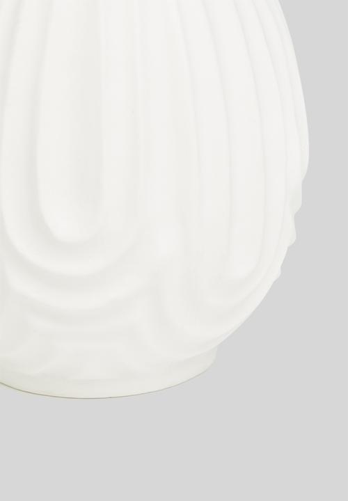 H&S - Deco long porcelain vase - matte white