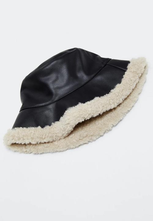 MANGO - Leather effect bucket hat - black