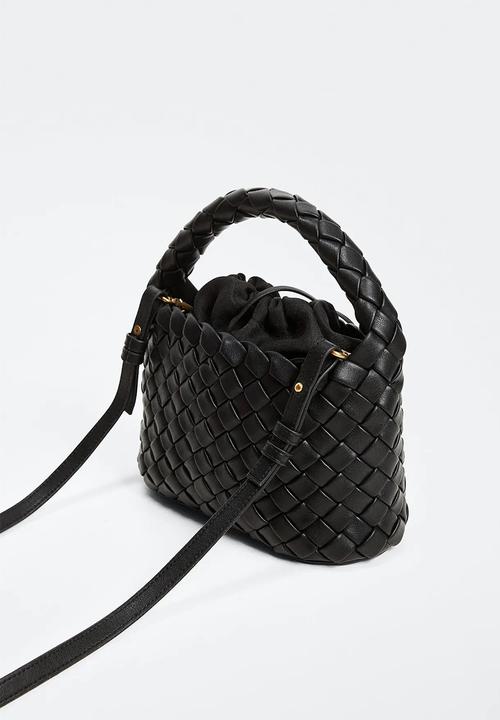 MANGO - Braided bag gabi - black
