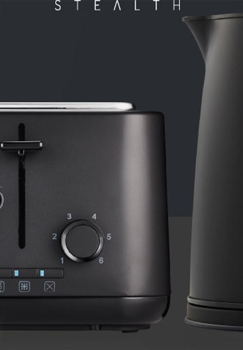 Swan - Stealth Kettle & 4 Slice Toaster - Black