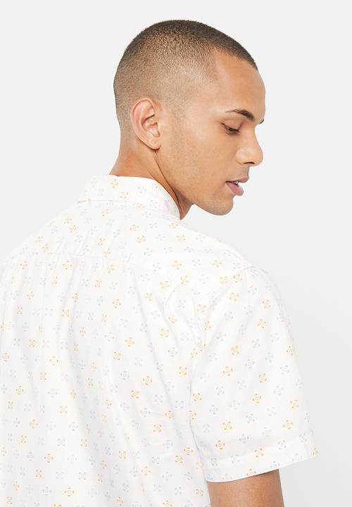 Levi’s® - Short sleeve classic 1 pkt standrd - mini geo bright