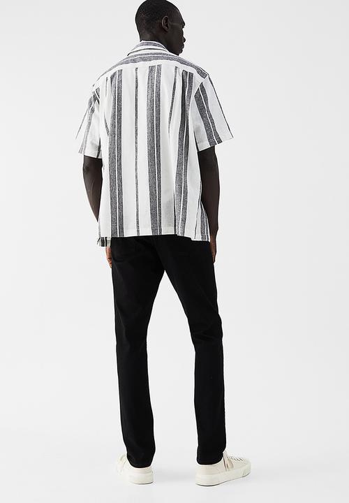 H&M - Freefit® slim jeans - black/no fade black