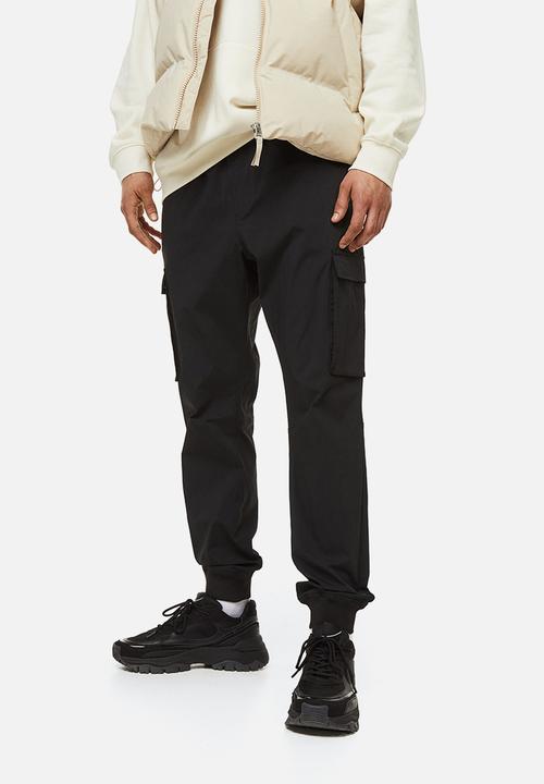 H&M - Nylon cargo joggers - black