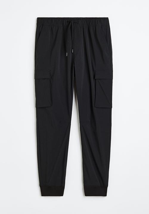 H&M - Nylon cargo joggers - black