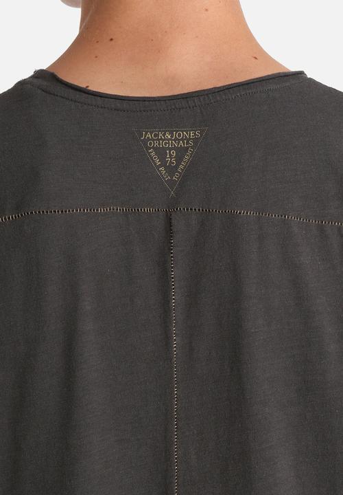 Jack & Jones - Fox Tee U-Neck