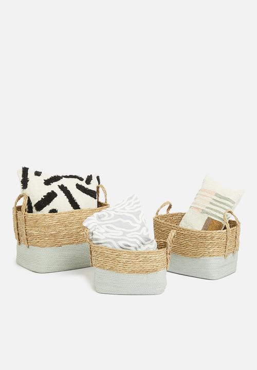 Storage Solutions - Straw basket- grey and natural