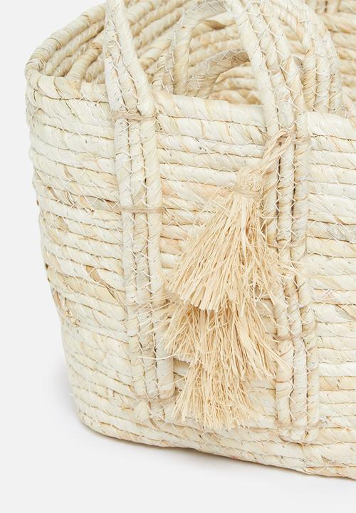 Storage Solutions - Straw basket- natural