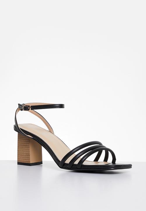 edit - Jianna anklestrap block heel - black