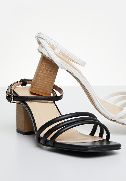 edit - Jianna anklestrap block heel - black