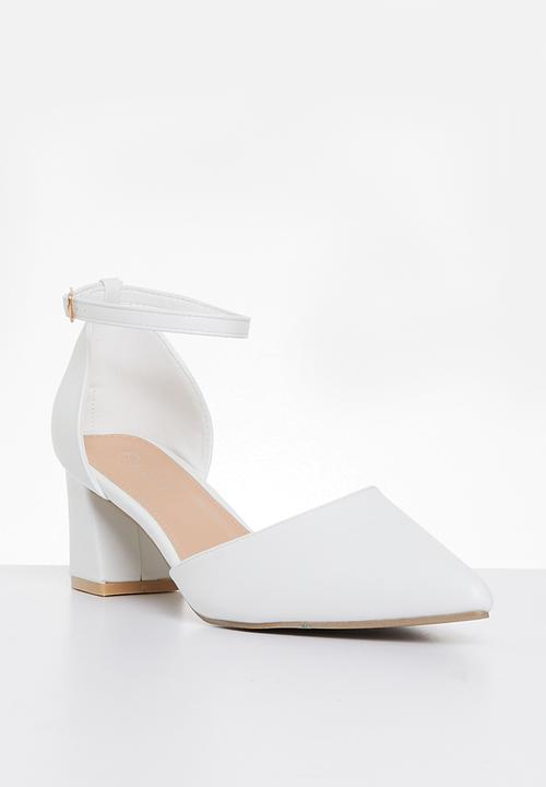 edit - Norah ankle strap block heel - white 