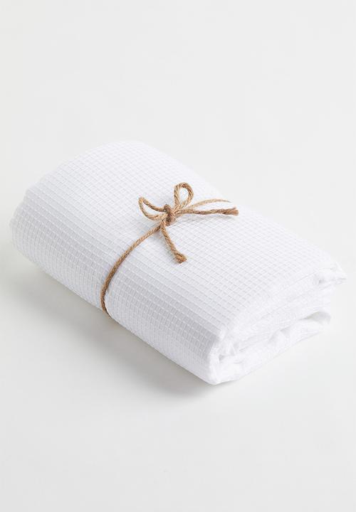 H&M - Waffled shower curtain - white