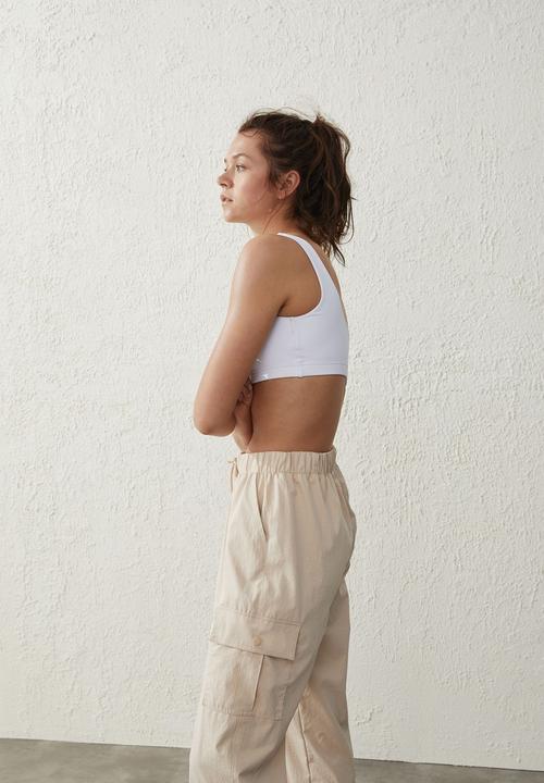 Cotton On - Woven cargo pants - parchment