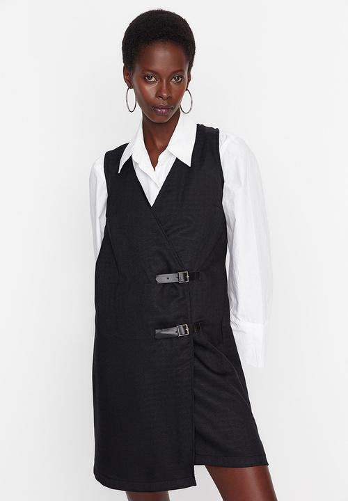 Trendyol - Belt detailed gilet dress - black