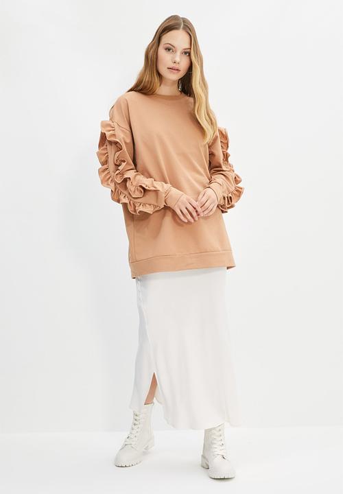 Trendyol - Sleeve frilly knitted sweatshirt - beige