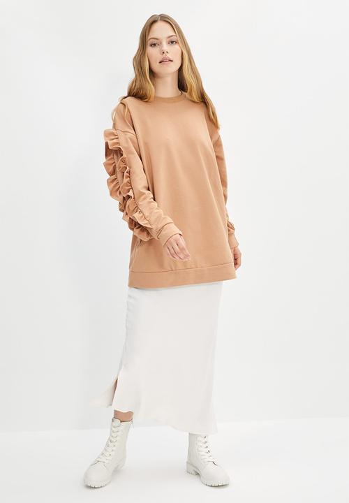 Trendyol - Sleeve frilly knitted sweatshirt - beige