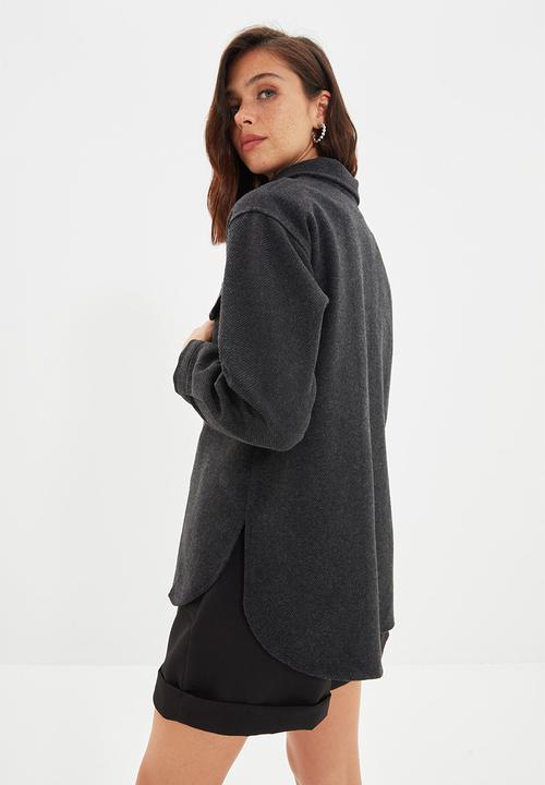 Trendyol - Double pocket oversized thick shacket  - black
