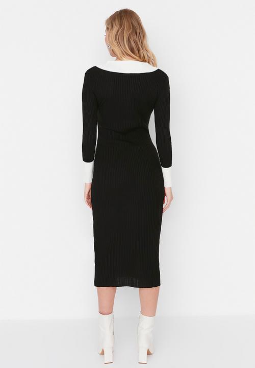 Trendyol - Curve cut-out detail knit dress - black